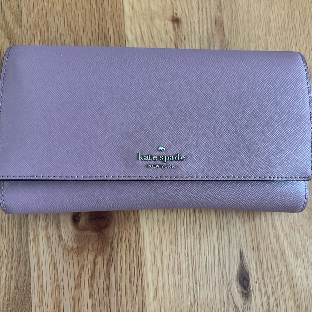 Kate Spade wallet ♠️